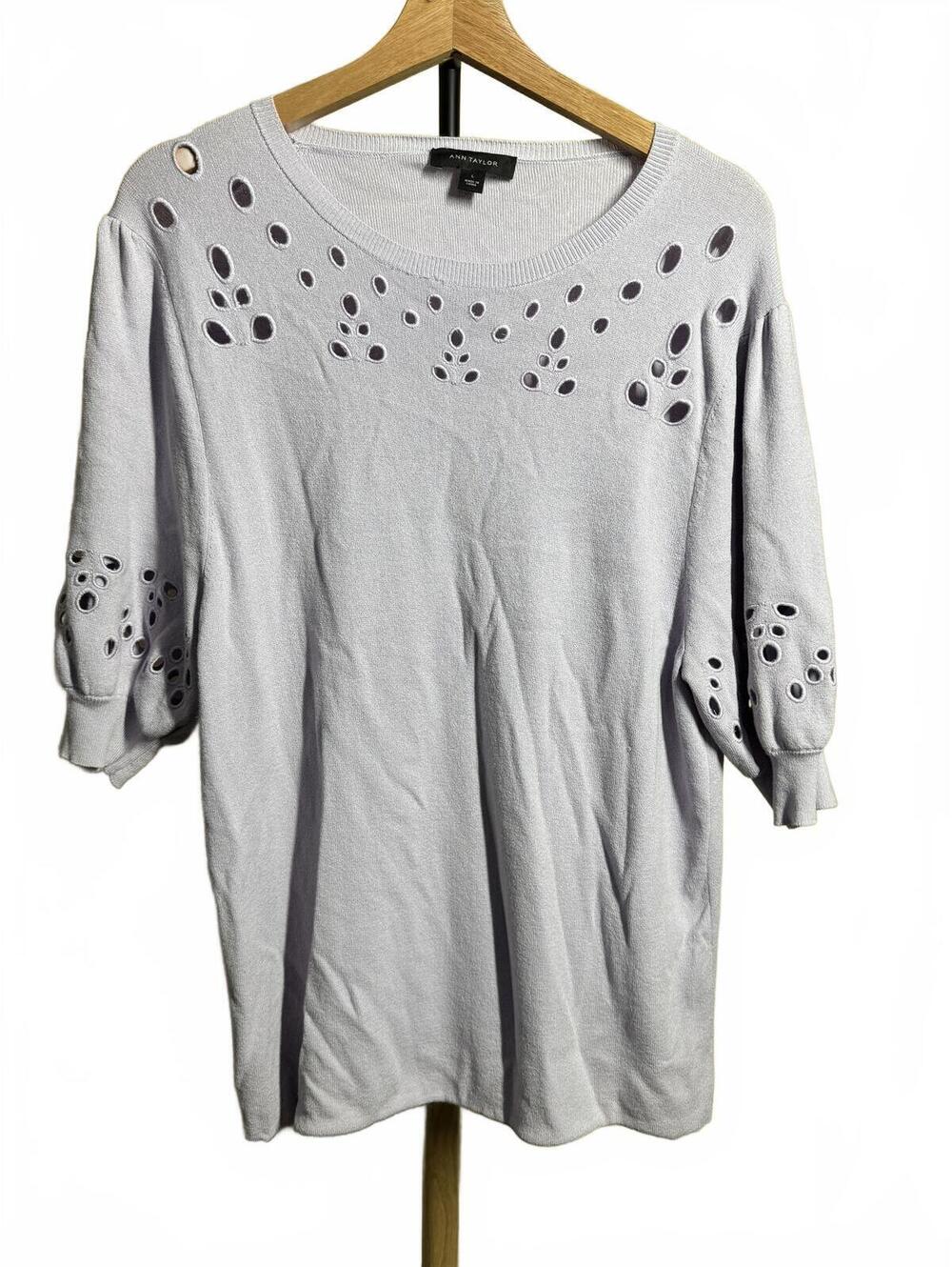 Ann Taylor Light Gray Cutout Knit Sweater Size L